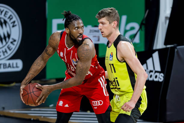 卡佩拉签下 卡佩拉签下