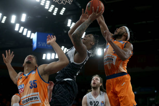 比赛中多次 比赛中多次