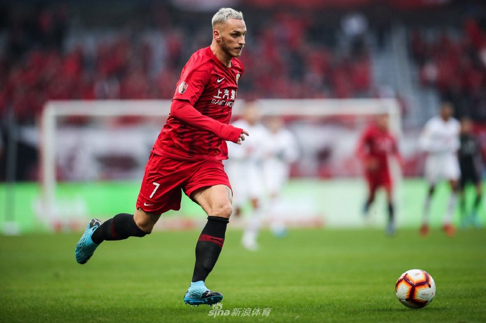 仅仅是被 仅仅是被