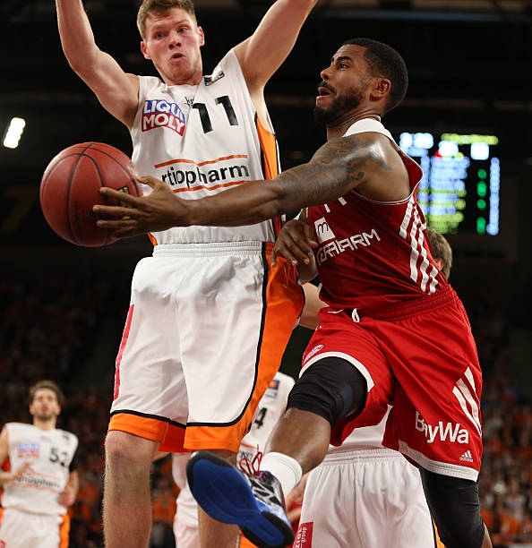 决不仅让独 决不仅让独